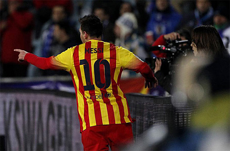 Messi lập cú đúp, Barca hùng dũng vào tứ kết cúp Nhà vua