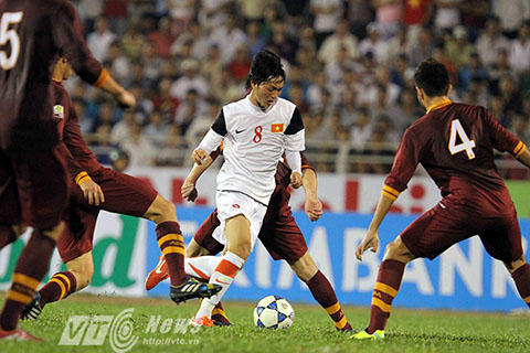 U19 Việt Nam quá máy móc trong lối chơi U19 Việt Nam quá máy móc trong lối chơi