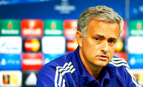Quan điểm của Jose Mourinho và Luật Rooney
