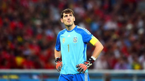 Casillas vẫn chưa hết cơ hội ở ĐT Tây Ban Nha lẫn Real Madrid.