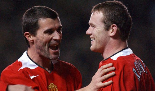 Keane (trái) ngưỡng mộ khả năng của Rooney