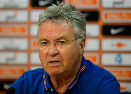 HLV Guus Hiddink được xác nhận sẽ trở lại Chelsea