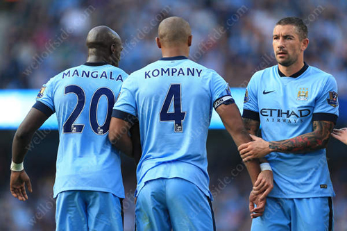 Vấn đề của Man City: Phải gia cố hàng thủ