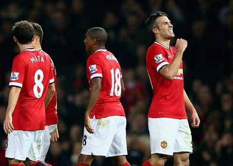 Van Persie tái hiện siêu phẩm của .... Thành Lương!