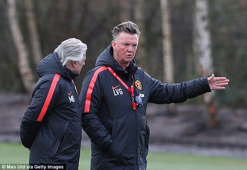 HLV Van Gaal phản pháo dữ dội những lời chỉ trích