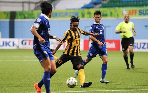TRUC TIEP Thai Lan vs Malaysia Chung ket luot di AFF Cup 2014 hinh anh