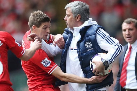 Chelsea và Liverpool tạo ra chung kết sớm ở League Cup