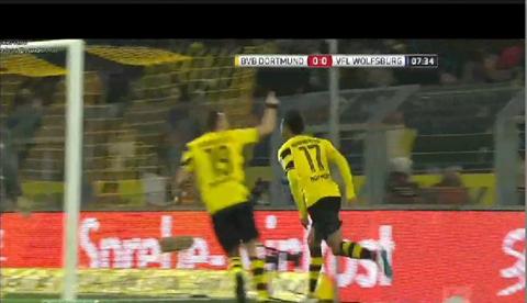 Video bàn thắng: Dortmund 2-2 Wolfsburg (Vòng 16 Bundesliga 2014/15)