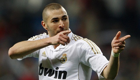 Karim Benzema quyet pha ky luc ghi ban tai Real hinh anh