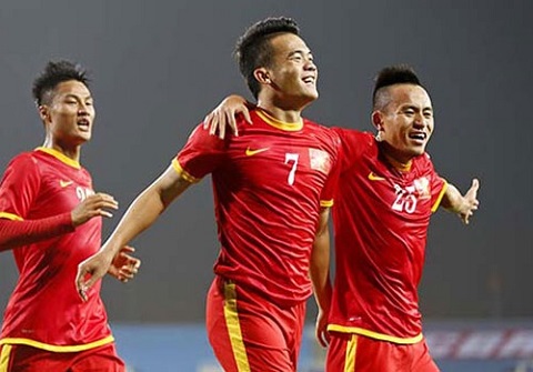 Nhung bai hoc tu nguoi Thai cho DT Viet Nam sau AFF Cup 2014 hinh anh