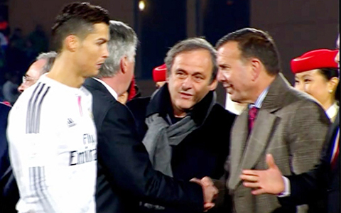 UEFA len tieng minh oan cho Ronaldo vu khong bat tay Platini hinh anh