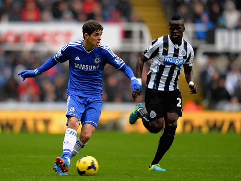 Newcastle vs Chelsea 19h45 612 Cam bay o St James Park hinh anh