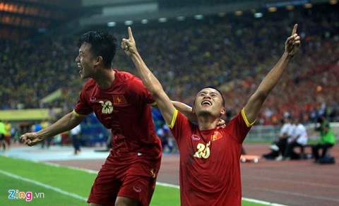 Du am Malaysia 1-2 Viet Nam Huy Toan, canh chim la cua HLV Miura hinh anh 2