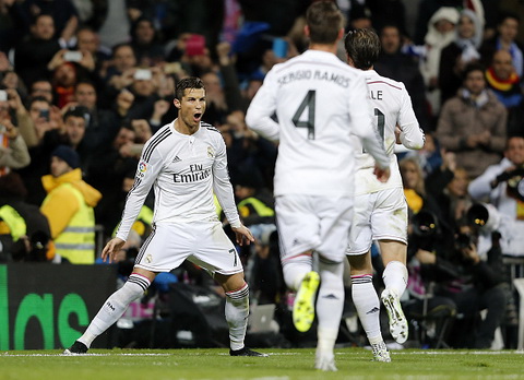 Real Madrid 3-0 Celta Vigo Ronaldo da may lai con bay hinh anh