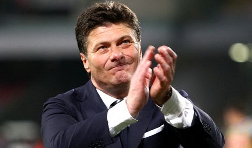 Inter lại hụt bước: Càng nhìn Mazzarri, càng nhớ Mourinho