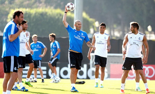 Zinedine Zidane: Ngọn lửa niềm tin của Real Madrid