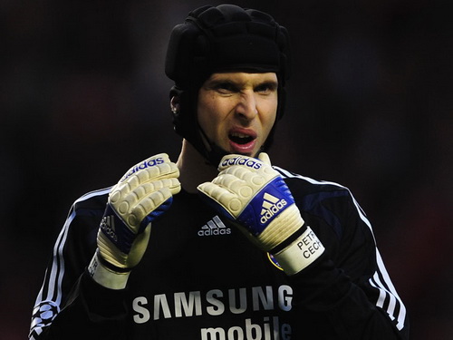 Chelsea chuẩn bị rao bán thủ thành Petr Cech