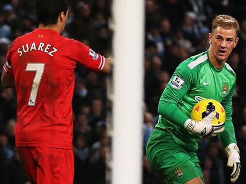 Luis Suarez - sát thủ với các đội nhỏ, thỏ non trước ông lớn