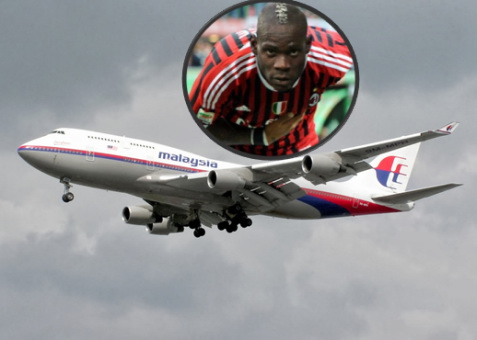 Balotelli bị so sánh với hành khách dùng hộ chiếu giả lên MH370
