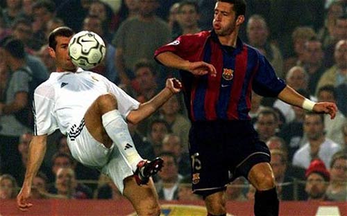 Real-Barca rực lửa: Nhớ đôi chân Zidane