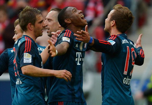 HLV Guardiola tiết lộ bí quyết thành công của Bayern Munich