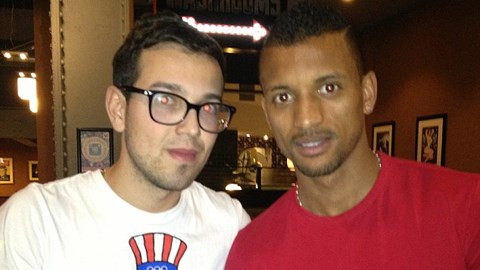 Trong khi Man United lội ngược dòng ngoạn mục, Nani đã ở đâu?