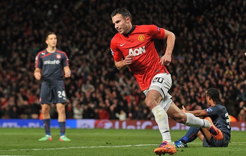 Man Utd đại thắng: Sir Alex vẫn là số 1