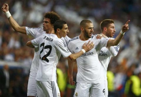 Chiến thắng của Real Madrid: Nào mình cùng lên xe buýt