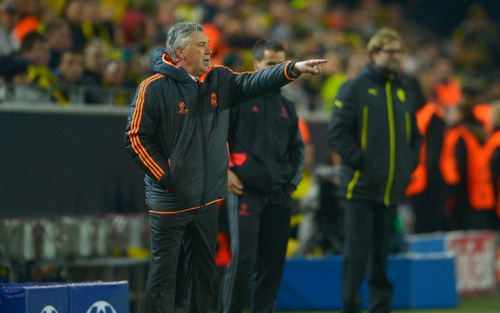 Real Madrid may mắn vào bán kết: Ancelotti, bi kịch và sự bảo thủ