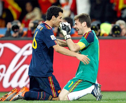 Mất vị trí, Casillas vẫn còn uy người anh cả