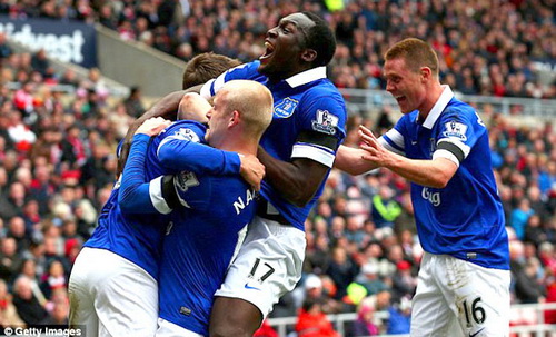 Cuộc đua Top 4 giữa Everton và Arsenal: Cờ đã đến tay, nhưng Everton phất được không?