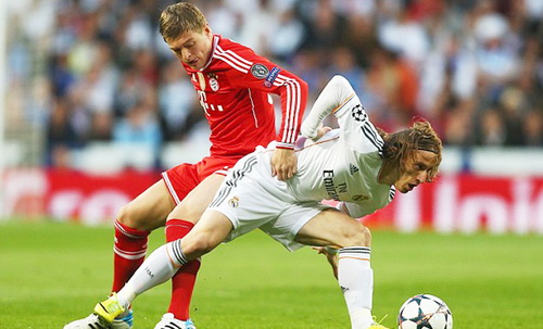 Dư âm Real 0-1 Bayern: Những quyết định lạ lùng của Pep Guardiola