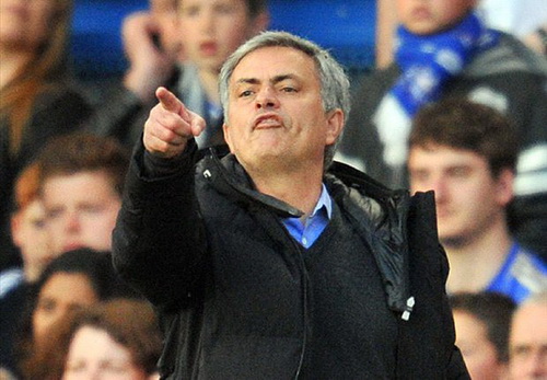 Thua đau Sunderland, Jose Mourinho lên tiếng .... chúc mừng trọng tài