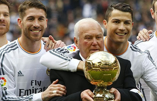 Sergio  Ramos sẽ đoạt lấy Quả bóng vàng từ tay Ronaldo: Tại sao không?