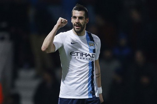 Arsenal bất ngờ muốn có tiền đạo “siêu lởm” của Man City