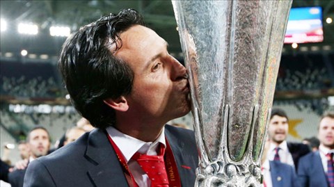Milan liên hệ với Unai Emery