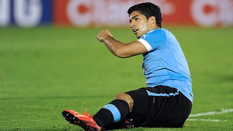 Luis Suarez vẫn còn nguyên cơ hội tham dự World Cup 2014