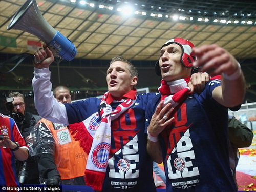 M.U đẩy nhanh tiến độ chiêu mộ cặp sao Bayern