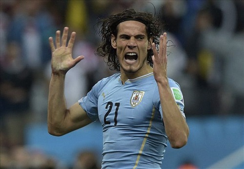 HLV Tabarez tiết lộ bí quyết chiến thắng: Cavani là chìa khoá thành công