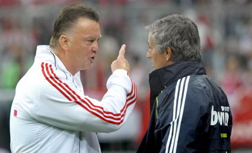 Premier League 2014-15: Chờ đợi đối đầu Van Gaal-Mourinho