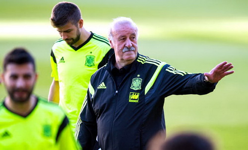 Del Bosque đánh giá thấp Hà Lan trước giờ đại chiến