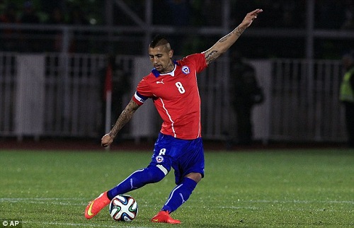 Van Gaal muốn chiêu mộ “hàng nóng” Vidal