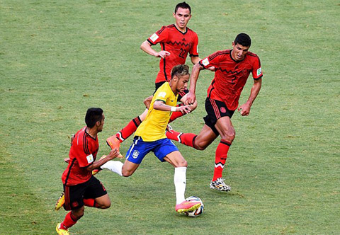 Mổ xẻ trận hòa của Brazil: Cánh én Neymar khó làm nên mùa xuân!