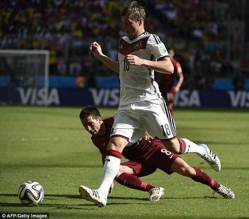 Bản tin tổng hợp sáng 19/6: Toni Kroos khéo léo bật đèn xanh cho Man Utd