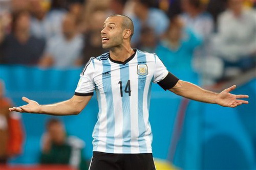 Nợ quốc gia, Mascherano trả hết!