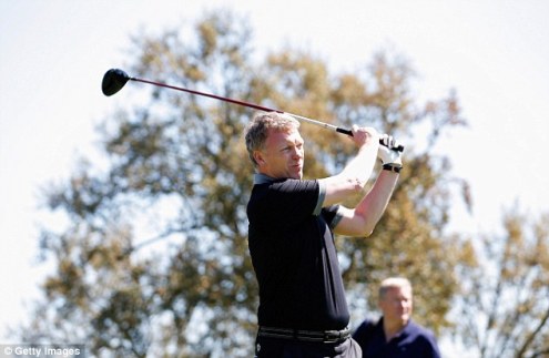 Moyes: Tôi đang tiến bộ, nhưng là ở môn... golf