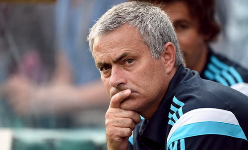 Mourinho xài đòn tâm lý chiến với ông hàng xóm Arsenal