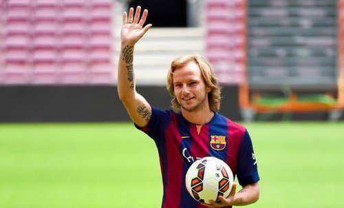 Rakitic thay thế Xavi: Barca vẫn theo đuổi hay cải biên tiki-taka?