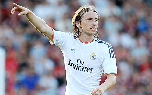 Modric đưa Kroos và James Rodriguez lên mây xanh