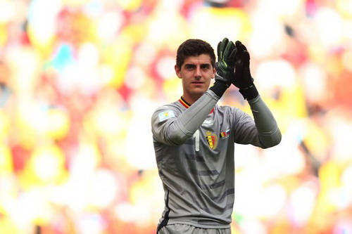 Messi đối đầu với thủ môn bất bại Courtois